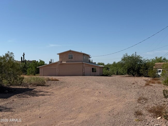 Building Photo - 5825 E Tepee St
