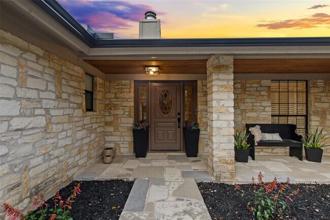 Foto del edificio - 701 W Esparada Dr