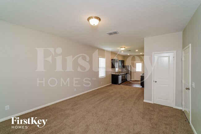 Foto del edificio - 13505 Sunrise Mdw