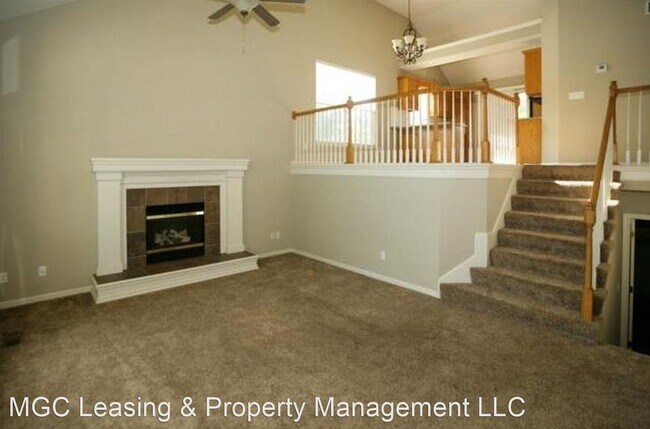 Building Photo - 3 br, 2 bath House - 152 NE Hidden Meadow Ln