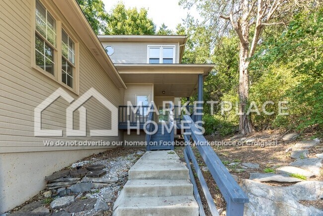 Foto del edificio - 531 Farmingdale Rd SE