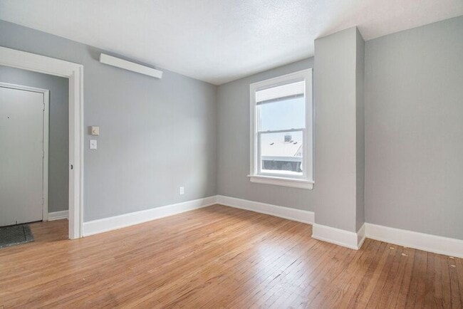 Photo - 3512 Dodge St Apartment