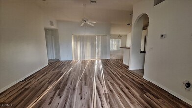 Building Photo - 3018 SW 10th Ave Building Photo - 3018 SW 10th Ave