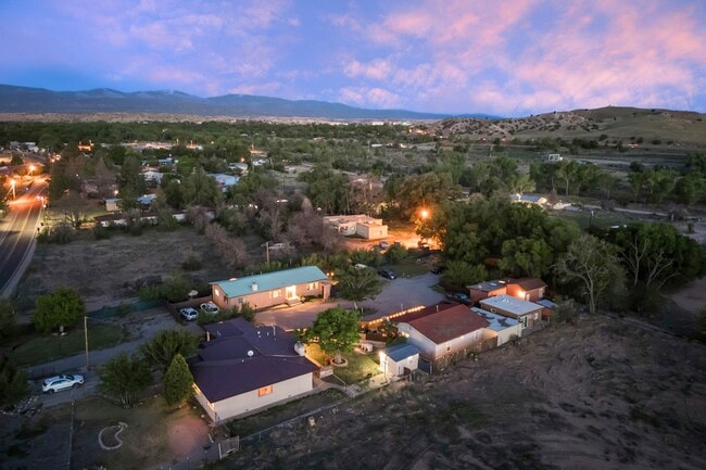 Building Photo - 1000 New Mexico 76, Unit B