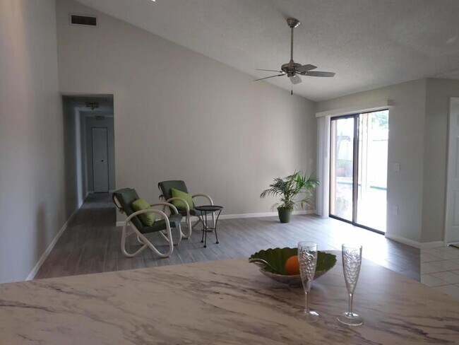 Building Photo - 9867 Boca Gardens Trail