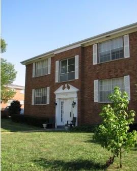 Building Photo - La Salette Apartments