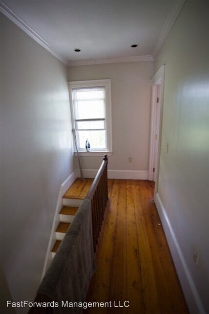 Building Photo - 4 White Street Pl