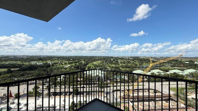 Foto del edificio - 5300 NW 85th Ave