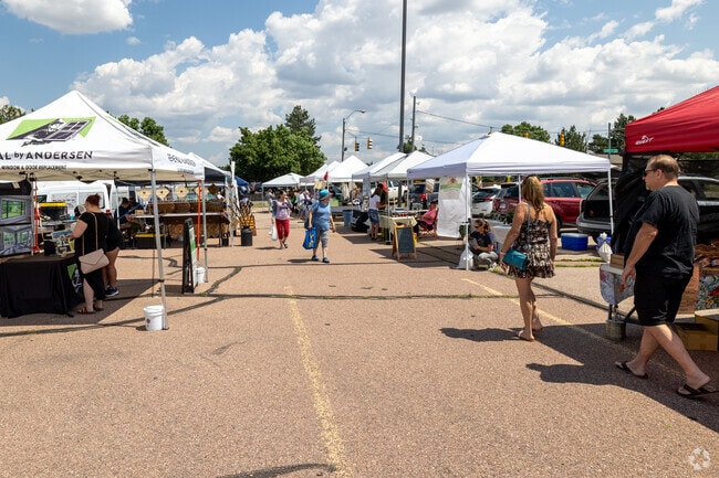 On average you will find about 35 vendors at the Briargate Farmers Market.