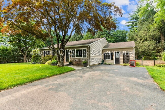 Building Photo - 24 Topstone Dr