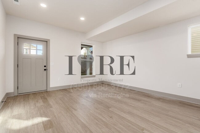 Foto del edificio - 129 Chicago Ave