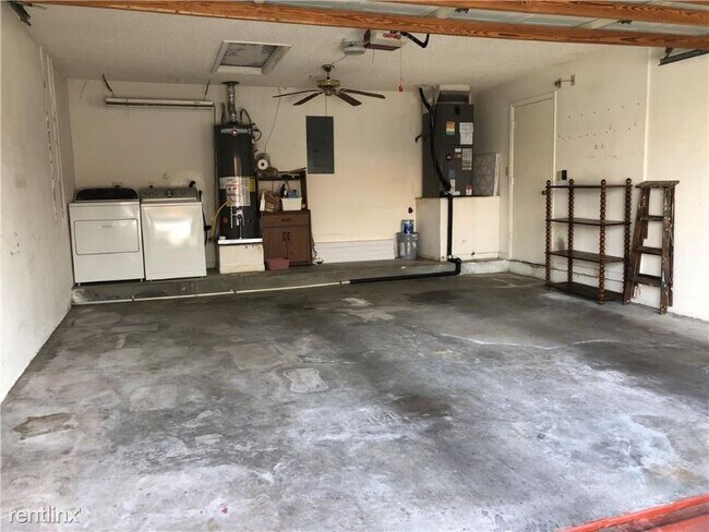 Building Photo - 3 br, 2 bath House - 10366 Welleby Isles Blvd