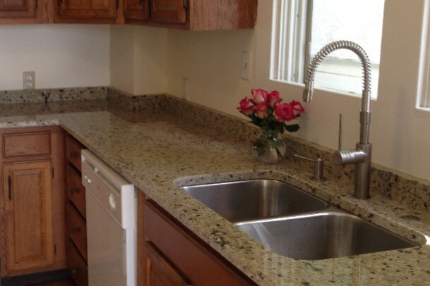 kitchen - 202 Delaware Ave