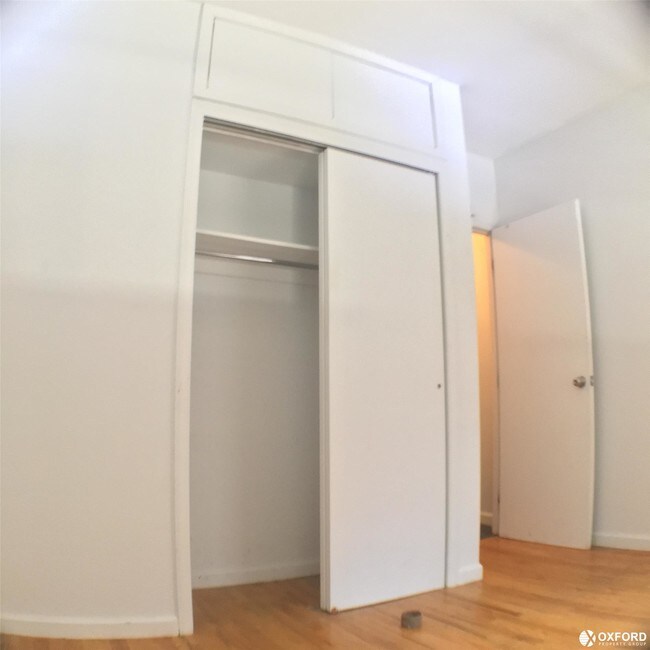 Building Photo - 310 W 49th St