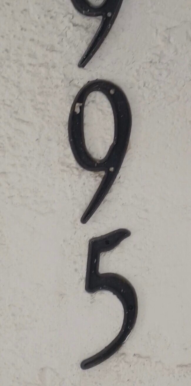 Building Photo - 995 Paulson Ct