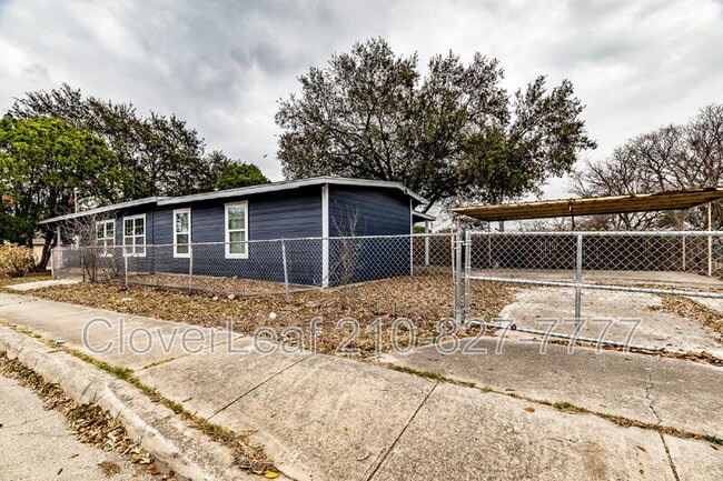 Foto del edificio - 1903 Athel Ave