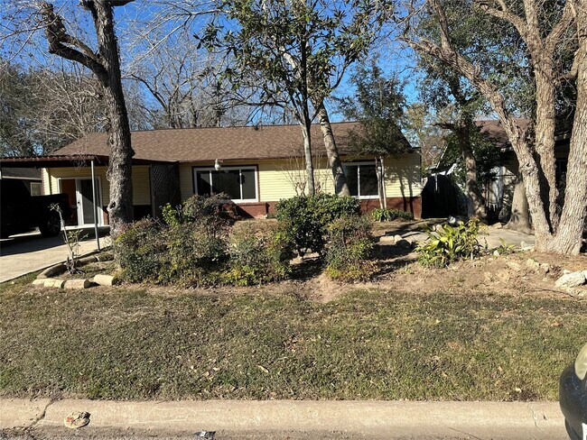 Foto del edificio - 5715 Beldart St