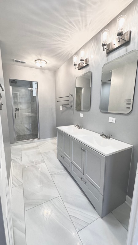 Photo - 4444 S Indiana Ave (Chicago, IL)