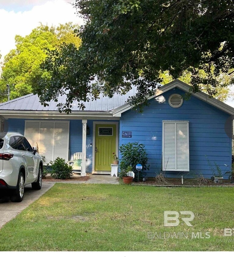 Primary Photo - 4701 Avenue D Ave