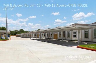 Building Photo - 740 N Alamo Rd