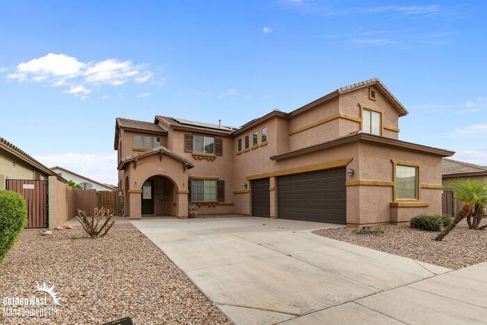 Beautiful 3Bdm 3Ba Home with Loft in Prime Surprise! - Beautiful 3Bdm 3Ba Home with Loft in Prime Surprise!