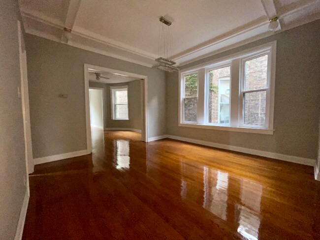 Building Photo - 1119 W Garfield Blvd