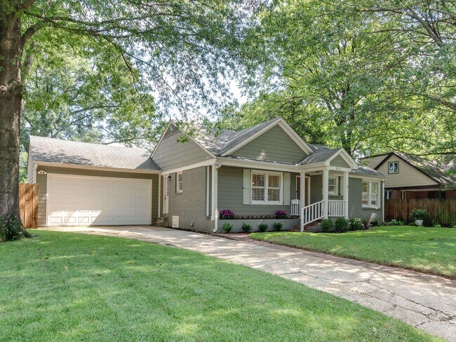 Building Photo - 3800 Highland Park Pl