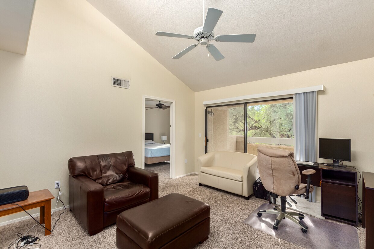 Foto principal - 9990 N Scottsdale Rd