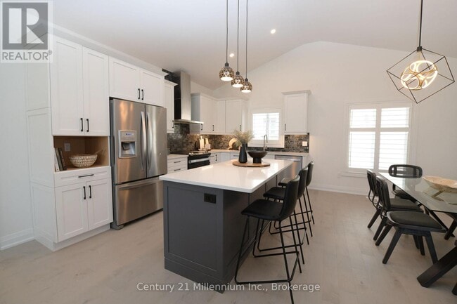 Building Photo - 107 Plewes Dr