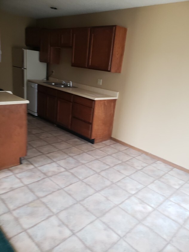 Building Photo - 26 Dunsford Dr