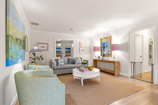 Foto del edificio - 9809 Angora St
