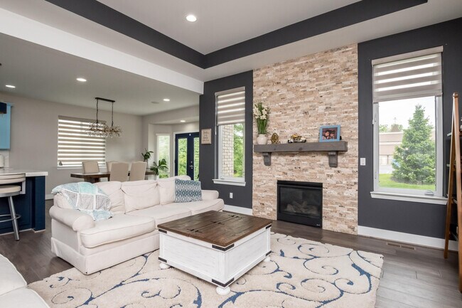 Foto del edificio - 1061 Birkshire Ridge