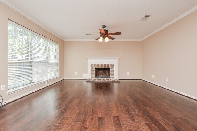 Foto del edificio - 10 Ridgecross Pl