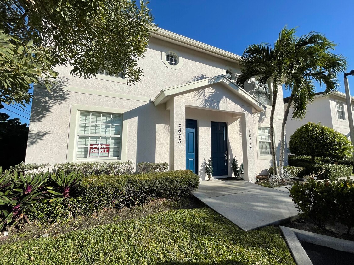 4637 Pines Dr Townhomes for Rent West Palm Beach, FL