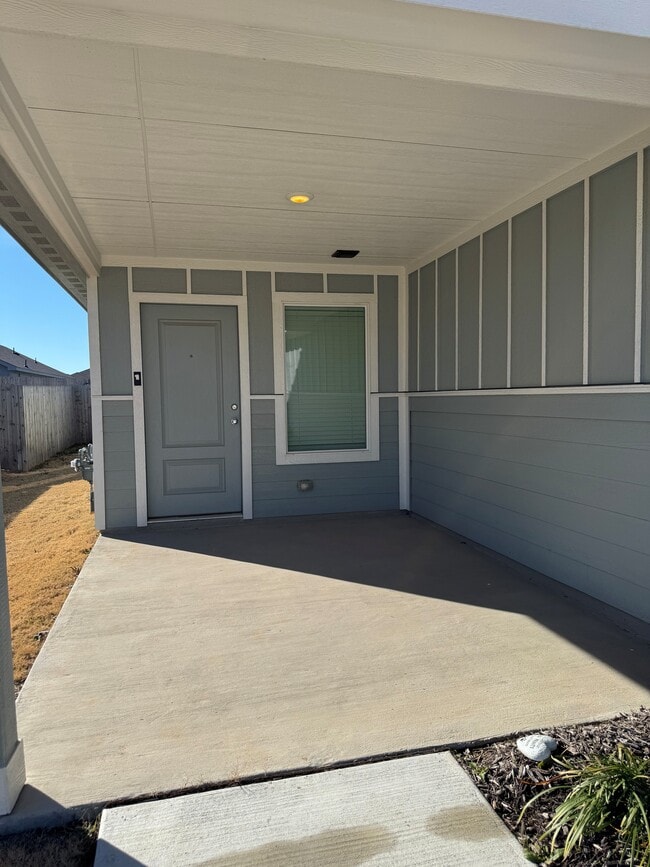 Building Photo - 11719 Bone Spg Dr