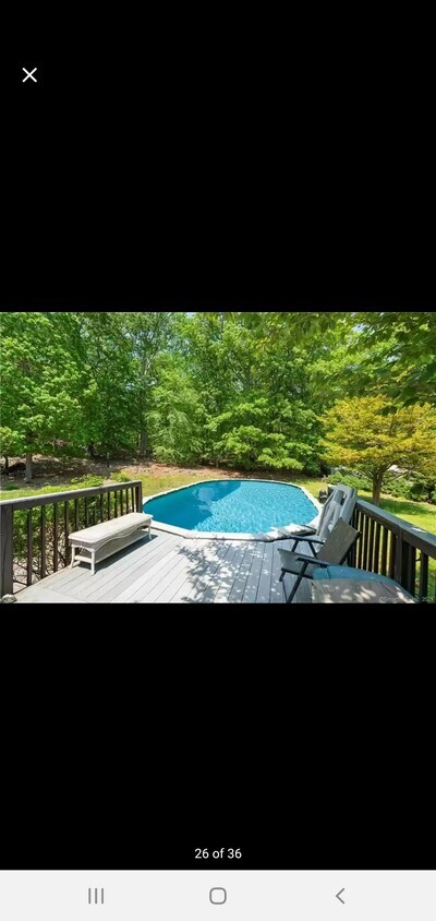 Primary Photo - 31 N Forest Cir