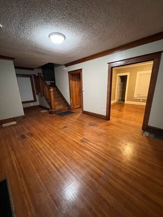 Living Room - 72 Hollister St