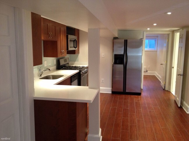 Building Photo - 1 br, 1 bath  - 807 Allison St NW