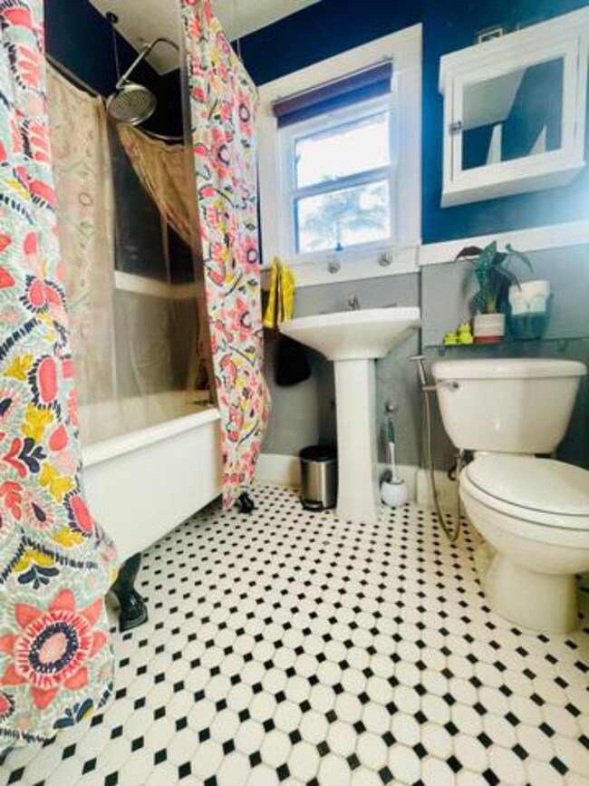 Foto del edificio - 2910 Grape Street