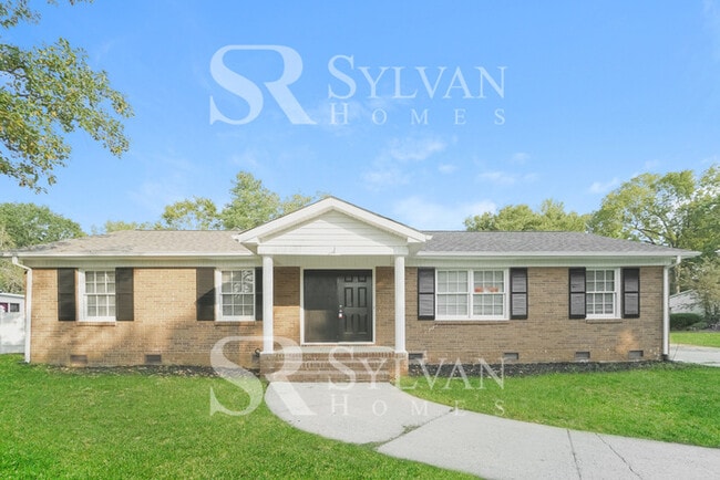 Photo - Feel welcome and comfortable in this charming home