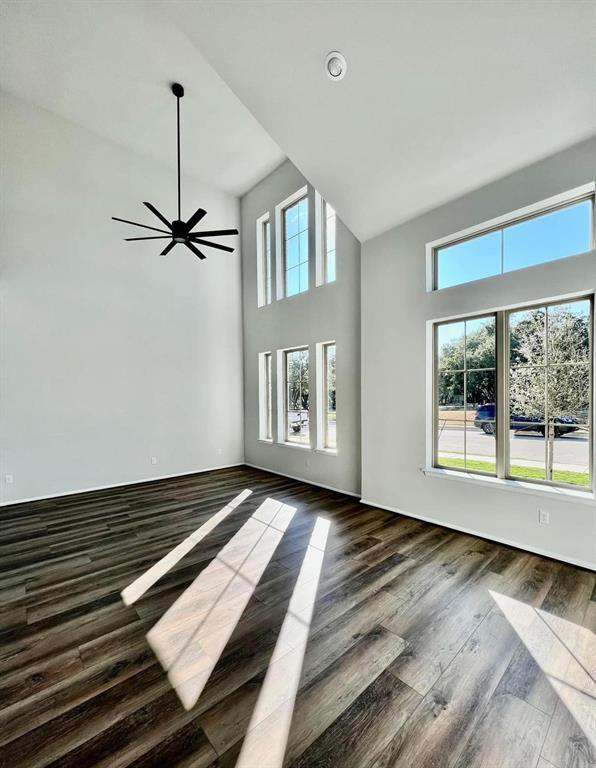 Building Photo - 920 Azul Lagoon Dr