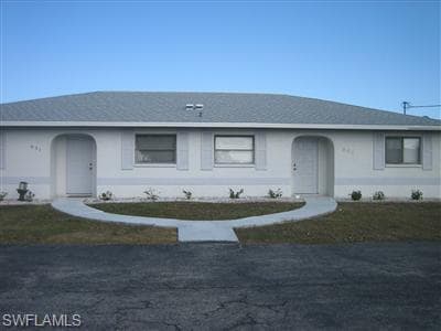 Photo - 431 Hancock Bridge Pkwy (Cape Coral, FL)