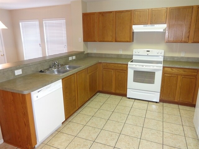 Foto del edificio - 522 Robinwood Dr