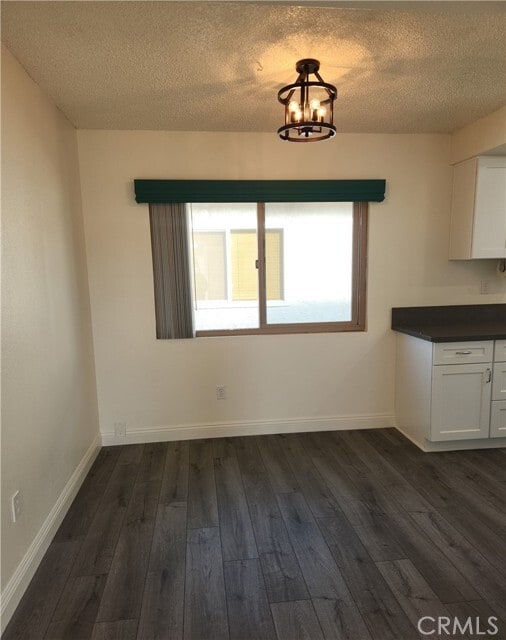 Building Photo - 16551 Le Grande Ln