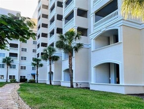 Building Photo - 3730 Cadbury Cir