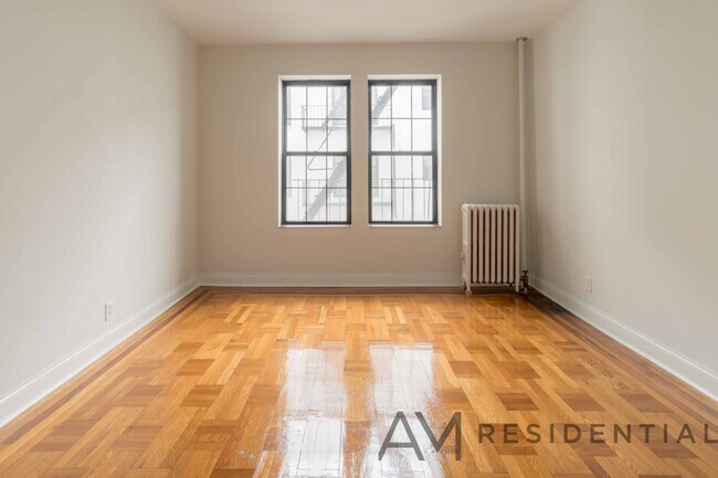 Building Photo - 310 85th St