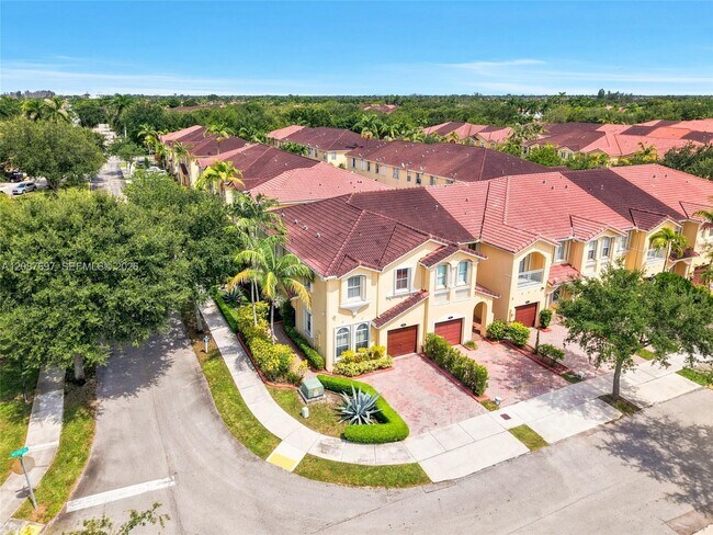 Building Photo - 889 SW 151 Pl