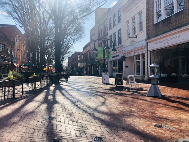 Foto del edificio - 416 E Main St