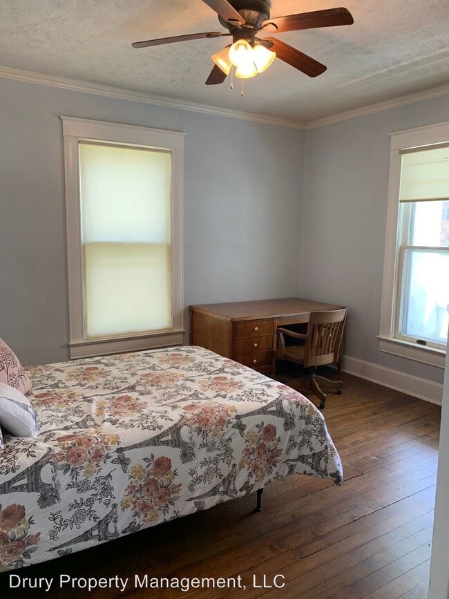 Building Photo - 3 br, 2 bath House - 1209 N. Jefferson Ave