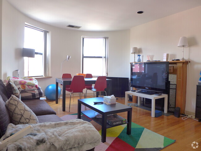 Building Photo - 45 Saint Stephen St